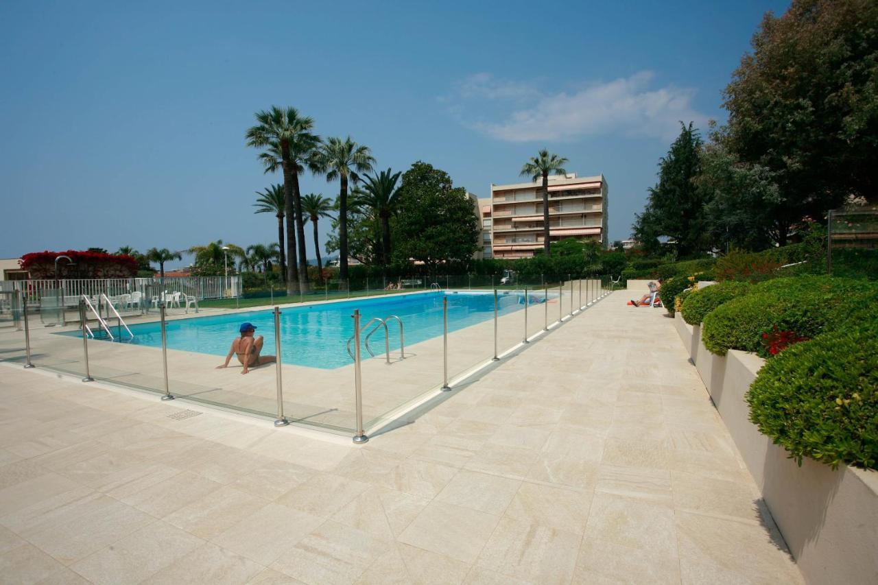 Apartmán Le Tamaris - Terrasse Vue Sur Mer - Piscine, Tennis & Jardin Antibes Exteriér fotografie