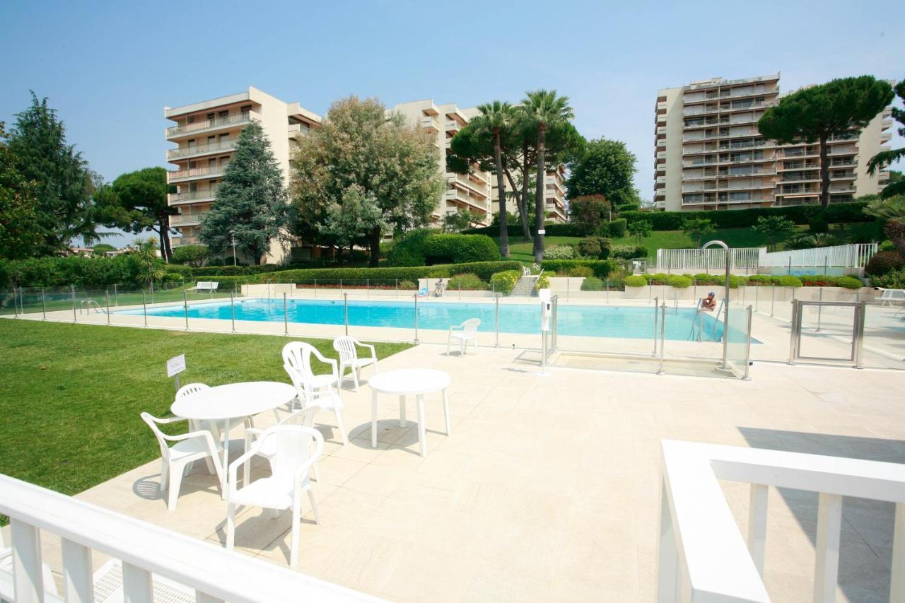 Apartmán Le Tamaris - Terrasse Vue Sur Mer - Piscine, Tennis & Jardin Antibes Exteriér fotografie